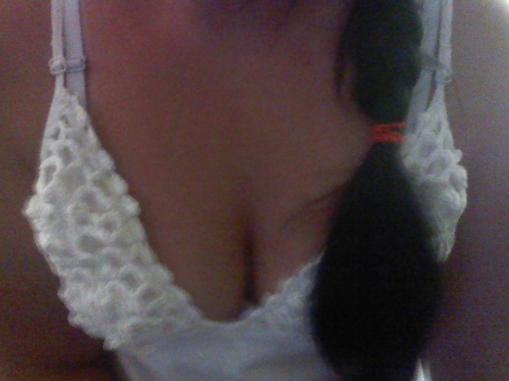 22P My Lady Friends Cleavage