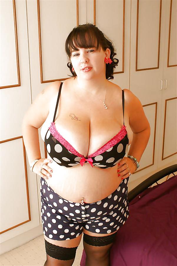 25P BBWs on the Net 7 (clothes on)
