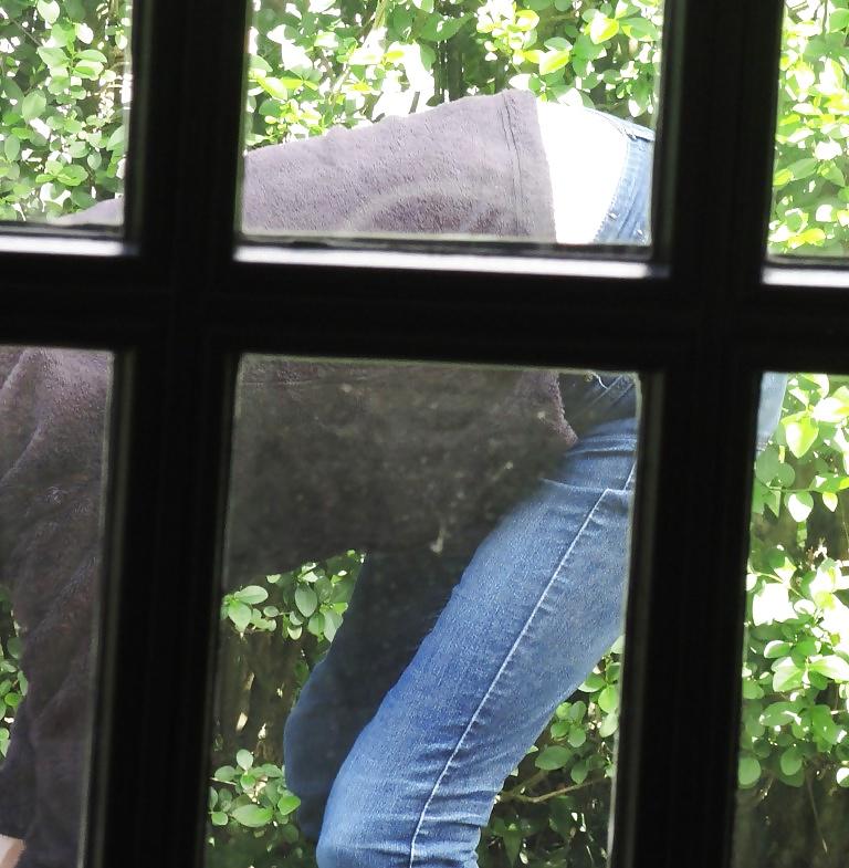 7P Spy my 62 years old neighbor