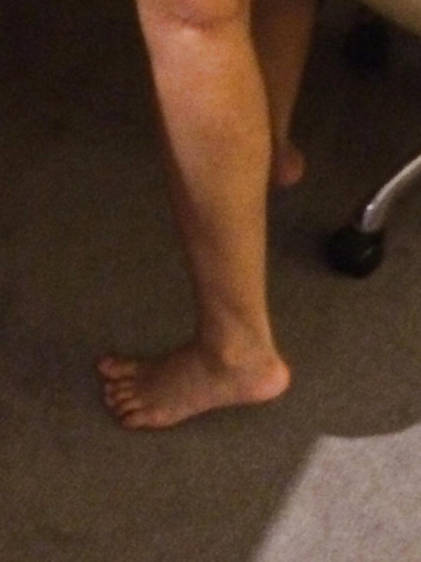 7P Sexy British Harpreet Legs and Feet