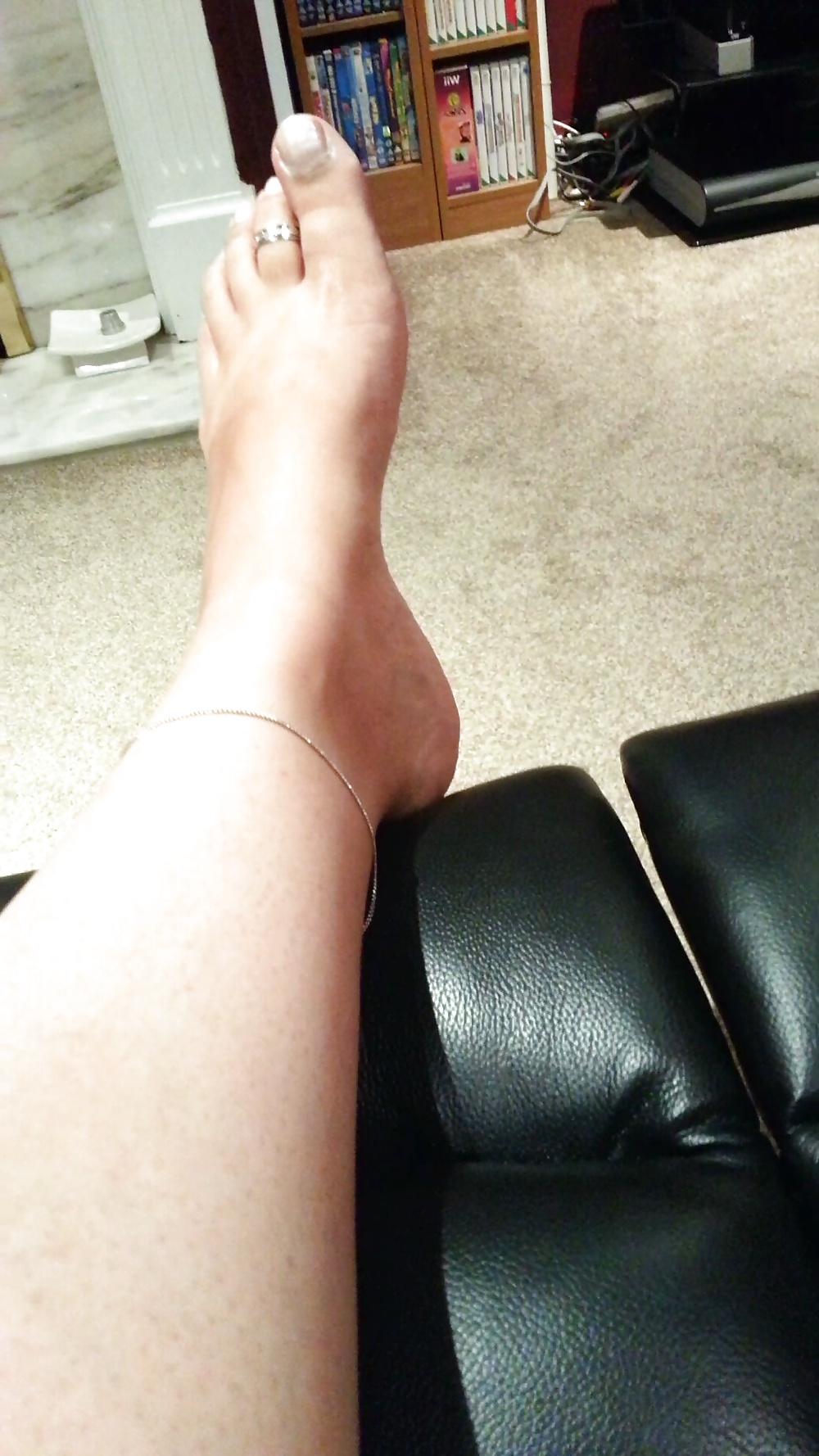 13P Candid Feet of my UK Indian wife and her relatives