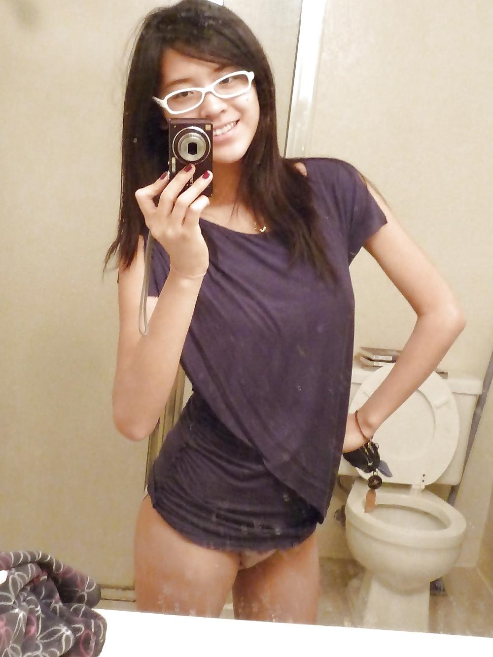 19P Nude asian girl with glasses sexy