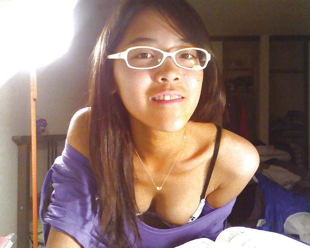 19P Nude asian girl with glasses sexy