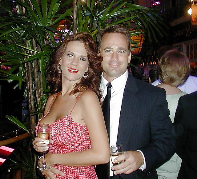 5P A Hot Classy Milf