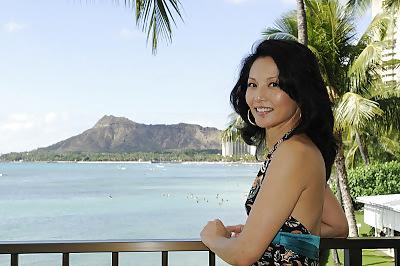 25P Tamlyn Tomita Lovely Asian Actress Thru The Years