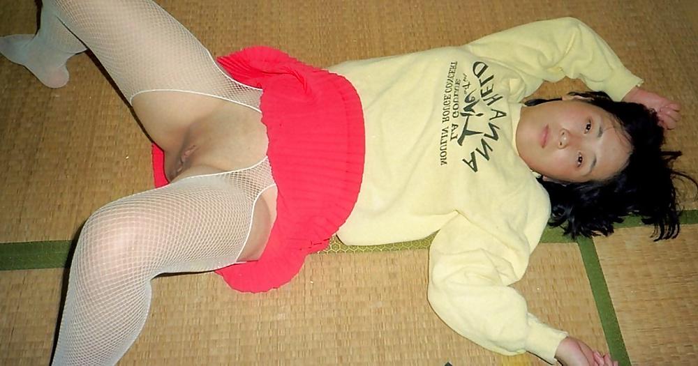 25P Asian woman 8 young