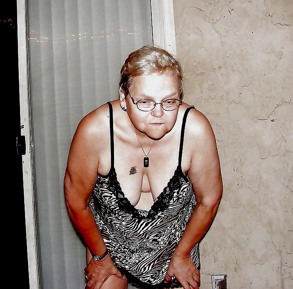 11P How hard up are u? ugly old pigs!