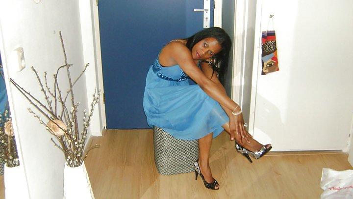 24P Black girl from facebook. fuck her!!!