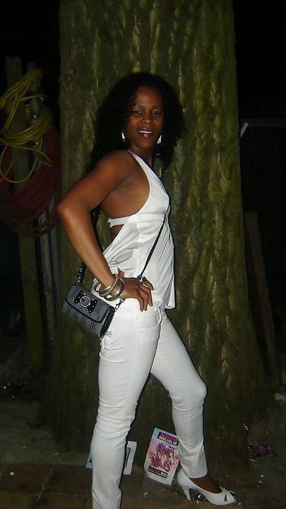 24P Black girl from facebook. fuck her!!!