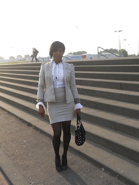 24P Black girl from facebook. fuck her!!!