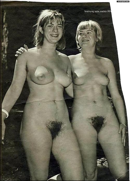 25P Zufälliger Retro-Nudisten-Spaß