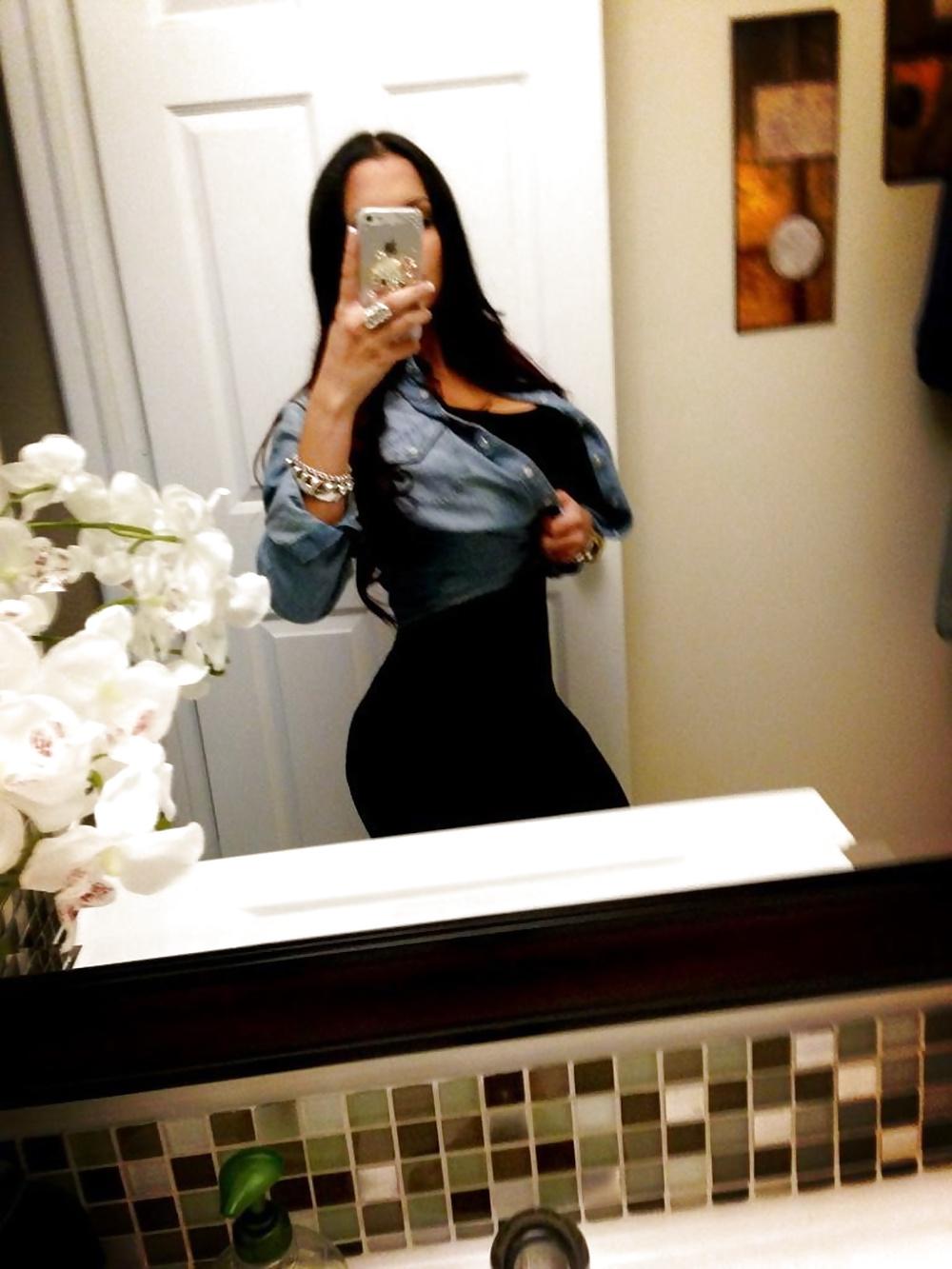 25P Busty Turkish Babe