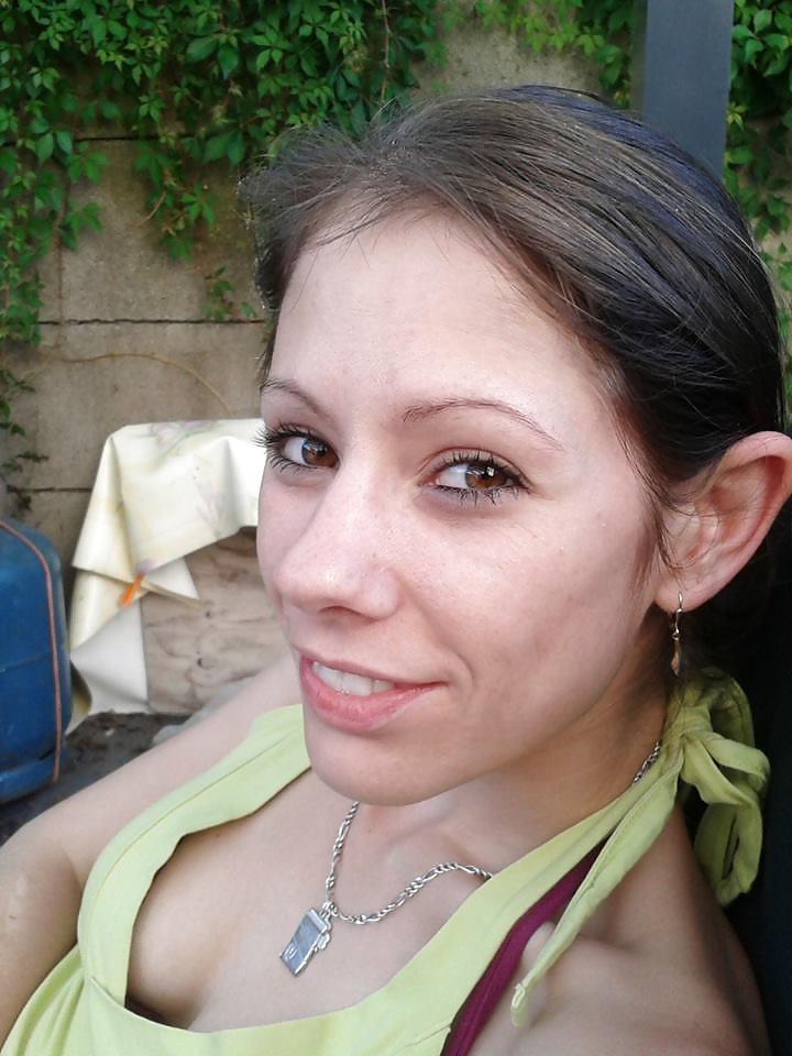 7P Hot slut or not?