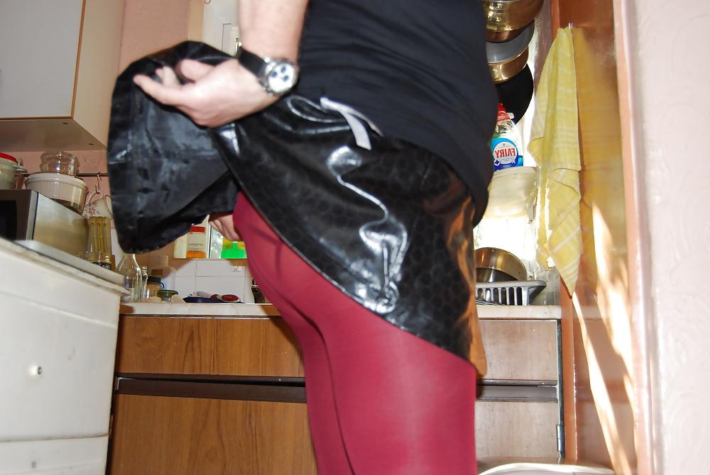 13P Cd maid in the kitchen