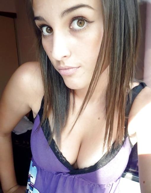 25P Busty Teens Cleavage 2