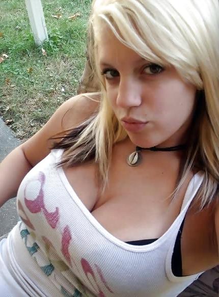 25P Busty Teens Cleavage 2