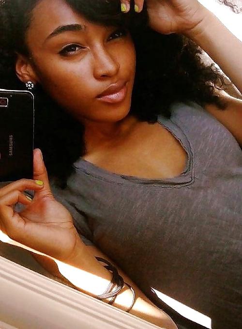 25P Actual Amateur Black Girls Vol 13