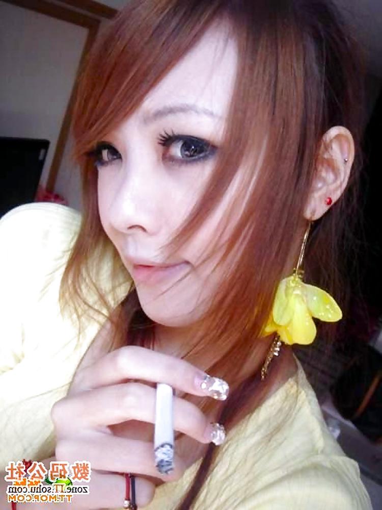 25P smoking fetish asian - rauchende asiatische schoenheiten