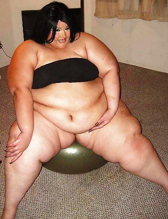 21P Big ass sexy SSBBW & BBW big belly's!