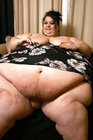 21P Big ass sexy SSBBW & BBW big belly's!