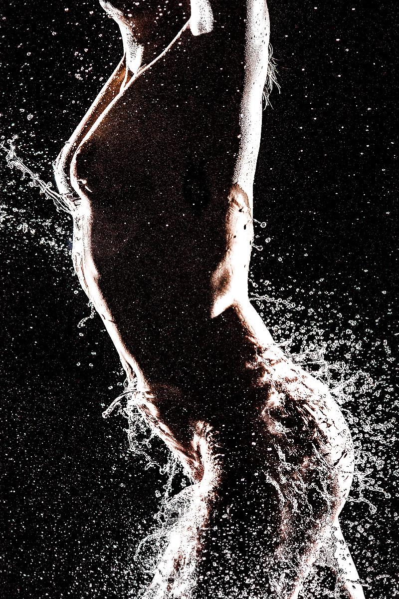 16P Amazing danish water splashing