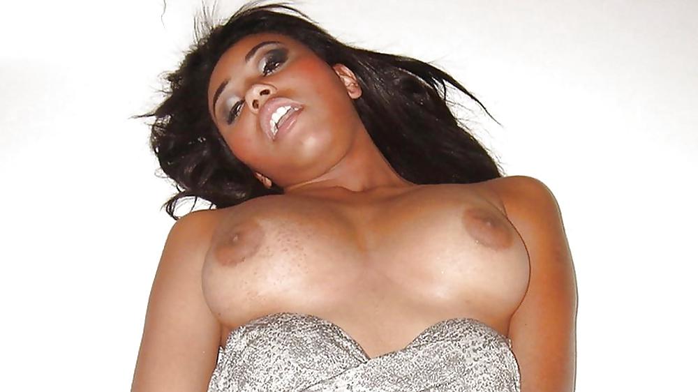 25P The most famous girls on the net 8