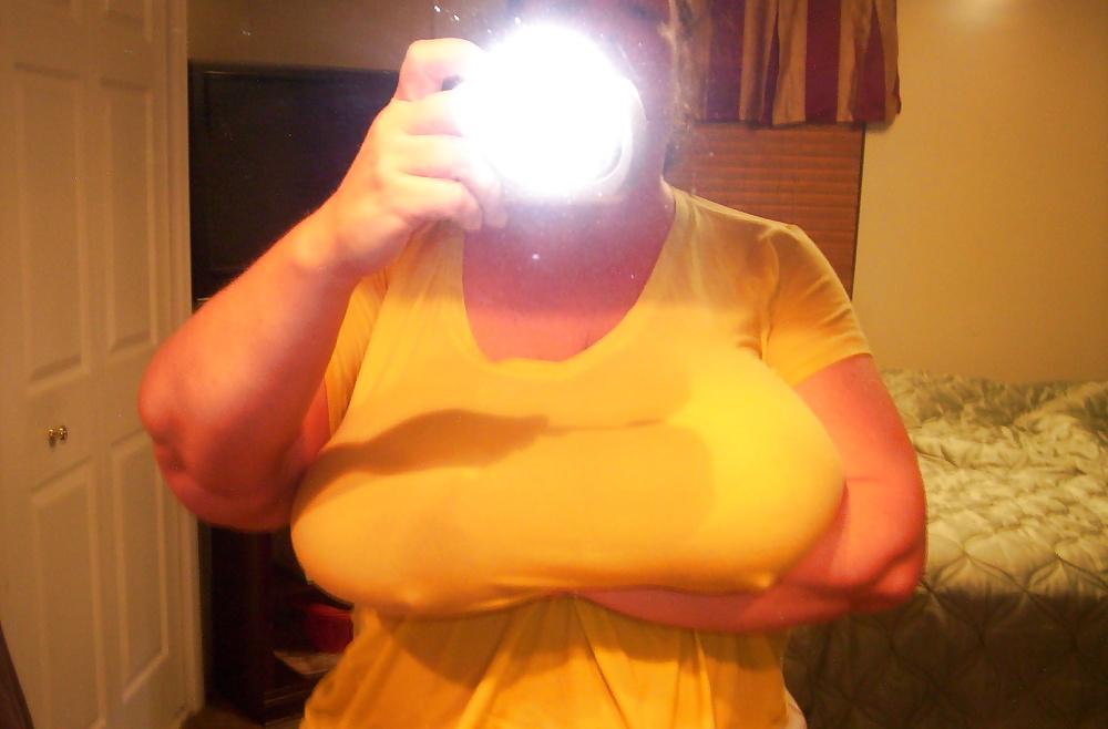 9P Bbw huge tits nipples 