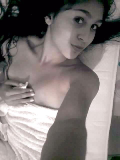 25P Turkin macht Private nackt Fotos