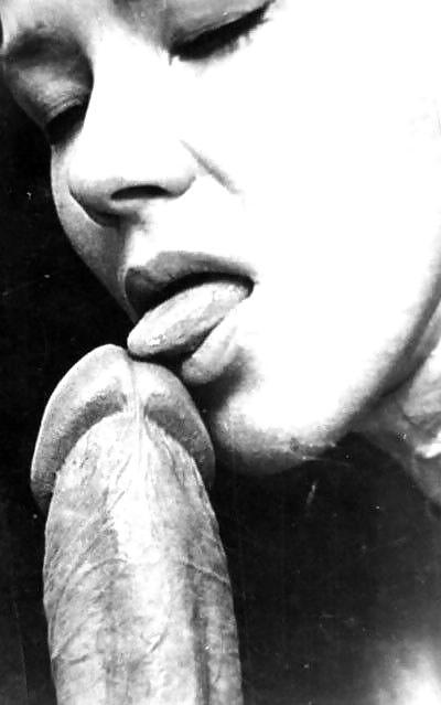 25P Potpurri of Retro Ero and Porn Photos 14