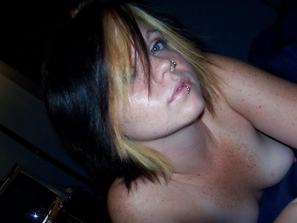 25P Marie Redhead girl Posing Classic