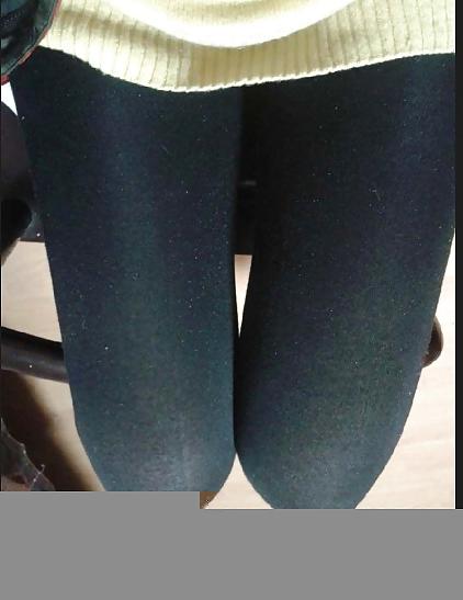25P My girl friend's sexy pantyhose and feet