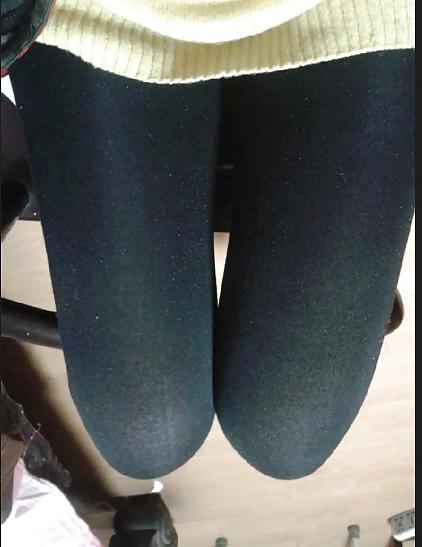 25P My girl friend's sexy pantyhose and feet
