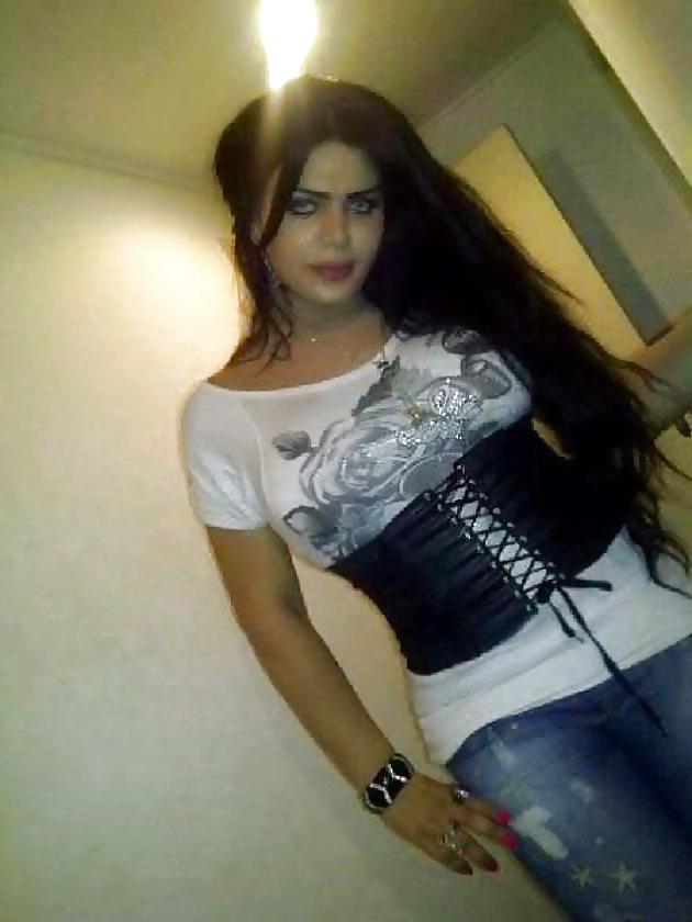 25P Arab-Turkish HOT ASS