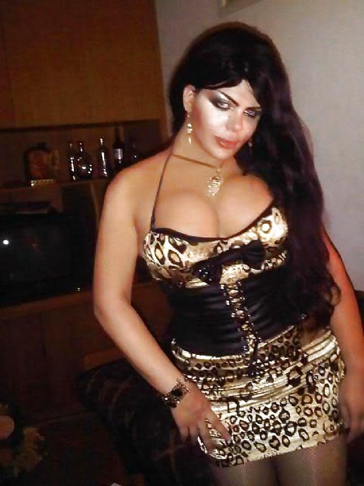 25P Arab-Turkish HOT ASS