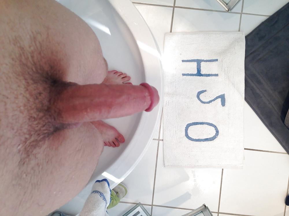 8P Shower time