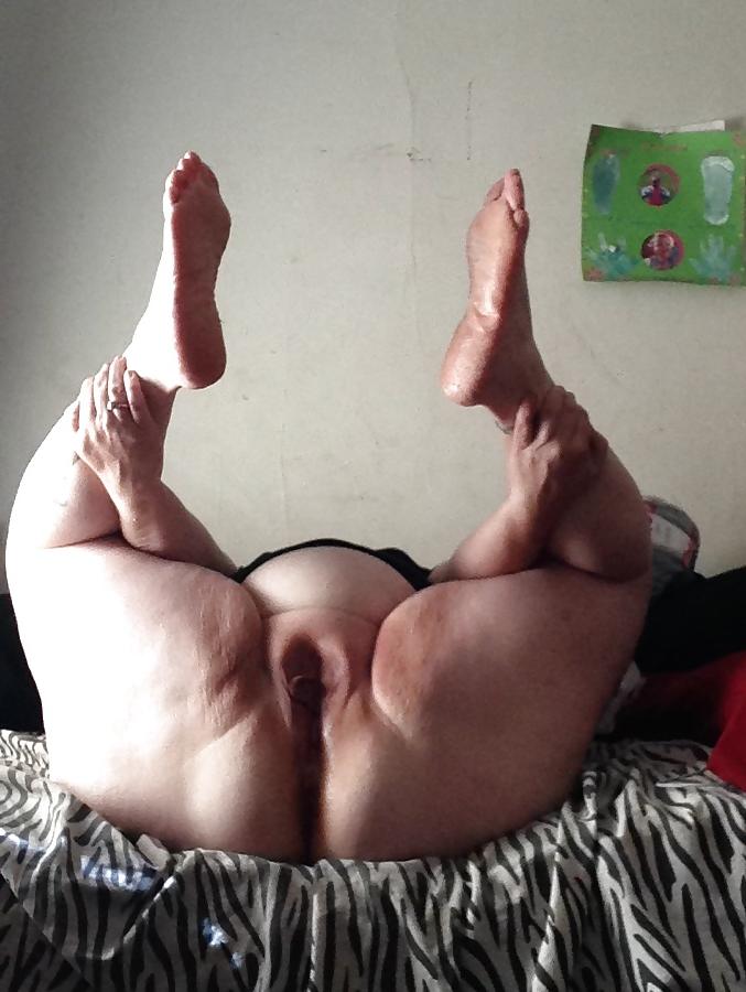 10P My Fat Neighbor Posing Infront Of The Window