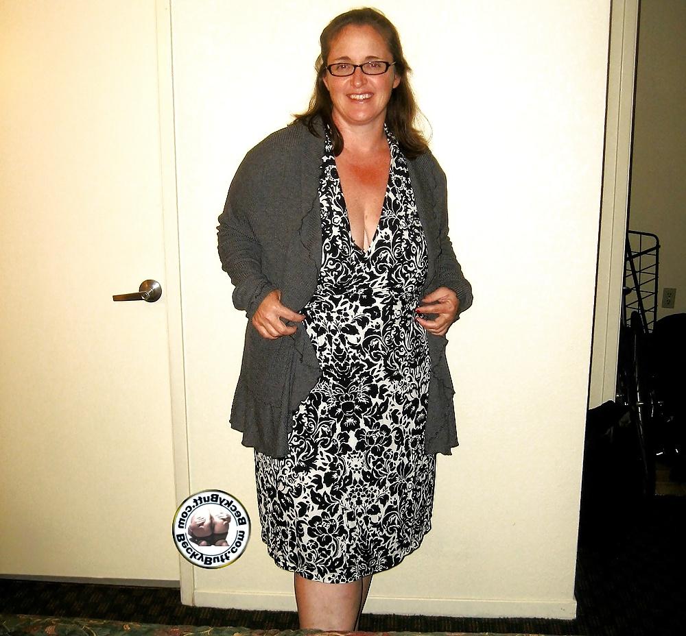 25P Mature BBW freckled beauty