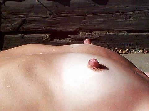 25P Small breasts - nipples