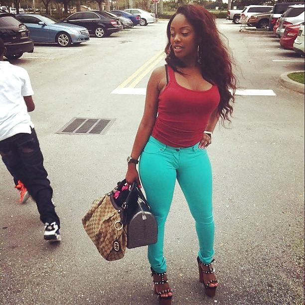 25P Black Girls Non Nude