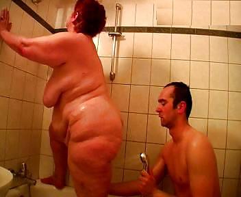 12P Wanna shower with this big granny too