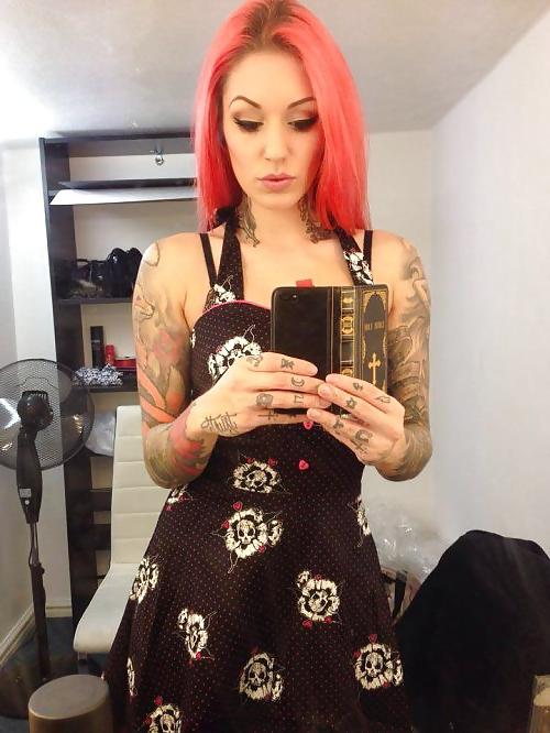 25P TATTOOS DANCING THROUGH MY HEAD...5