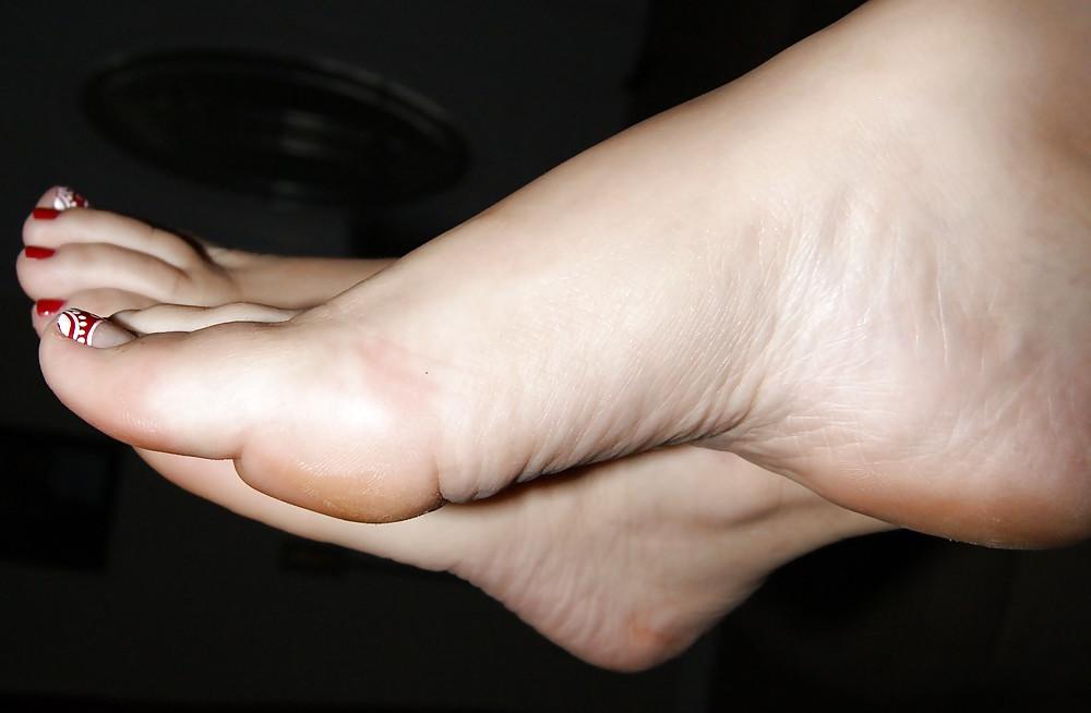 25P Neighbor Wife