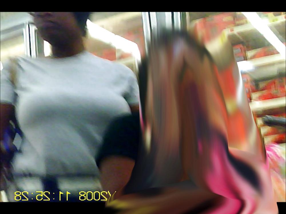 6P Black MILF Nice Rack and Ass