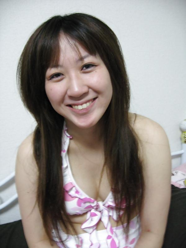 8P Hairy asian girl with small breasts