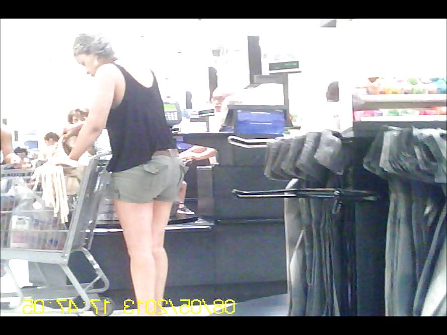 25P Sexy Black Milf Nice Face And Ass