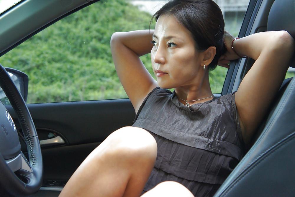 25P Asian MILF