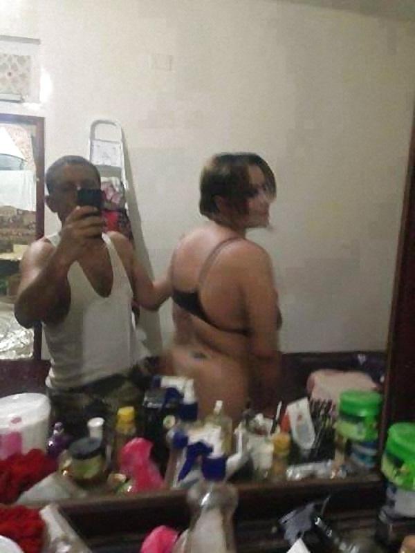 14P Arab BBW showing her body