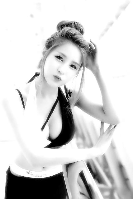 7P Black and white asian 