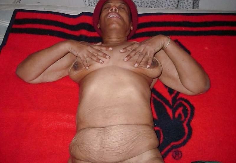 7P Black granny 2