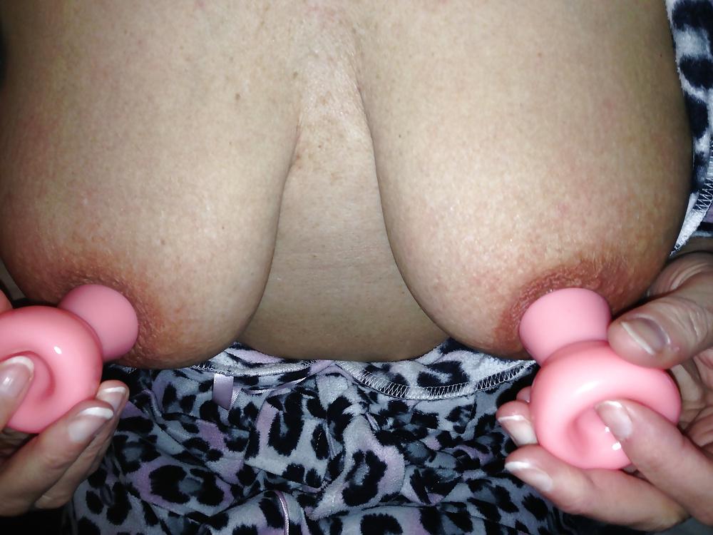 19P A few nipple sucker pics mmm feels amazin